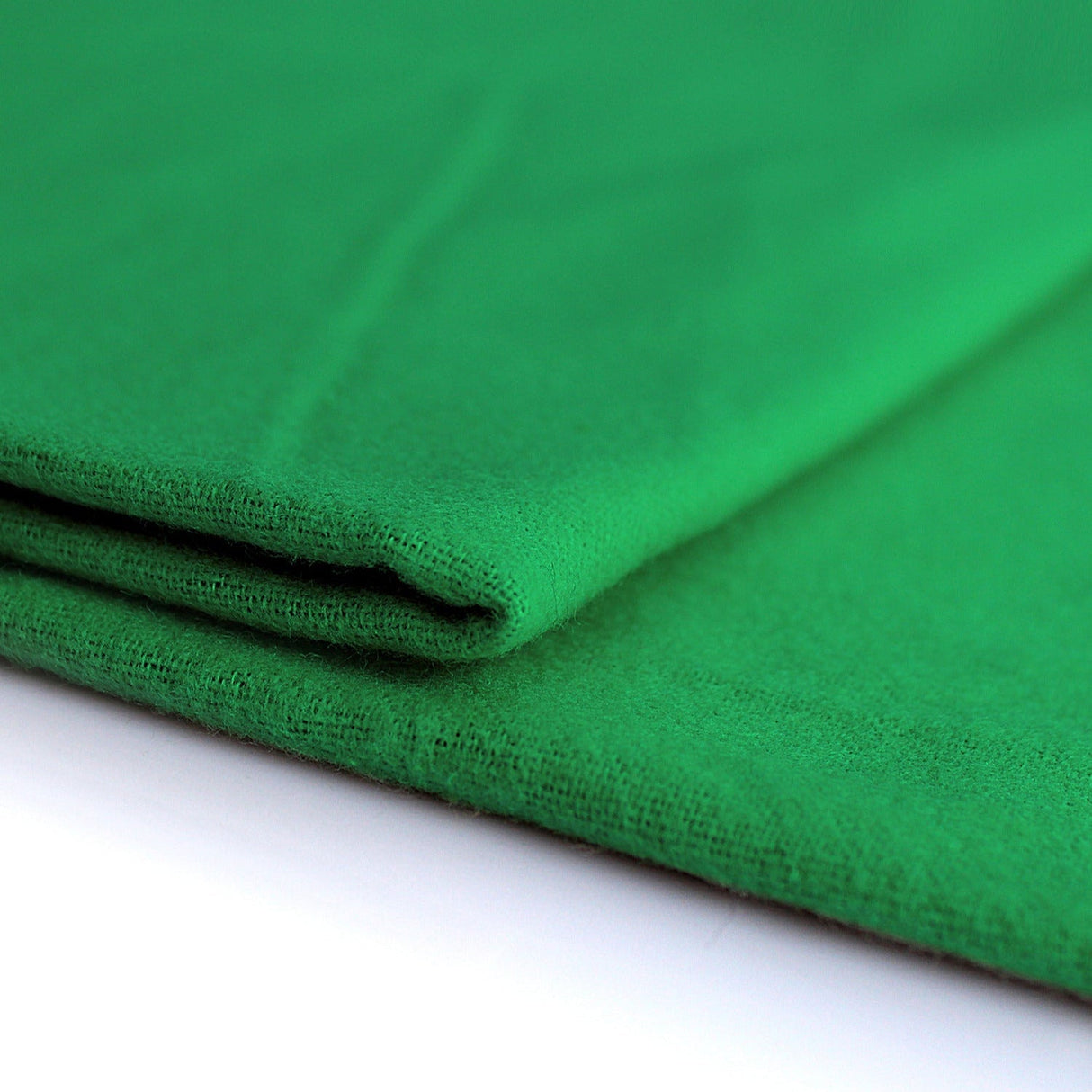 GRÖN BRANDFÖRHINDRANDE DEKO MOLTON – 300 CM, LÄTT & MATT