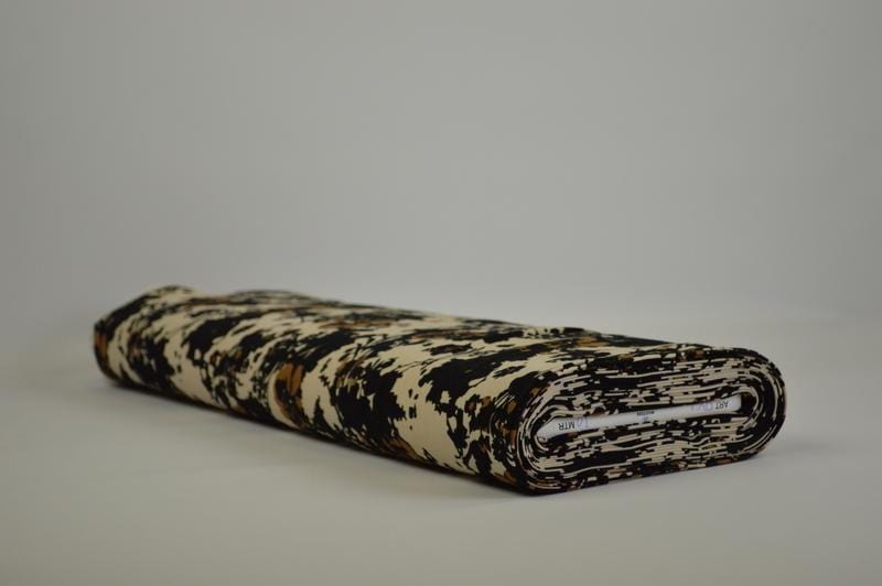 BEIGE OG SORT BOMULD MED BLOMSTERPRINT OG STRÆK