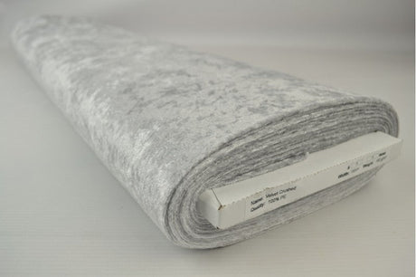 SILVERGRÅ KROSSAD VELOUR – STICKAD, STRETCHIG & GLANSFULLT FALL