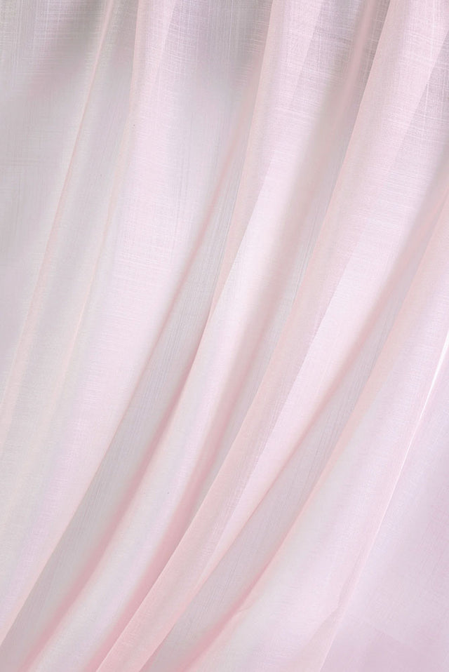 Silkeblød semi-transparent gardinvoile — lys rosa, stofprøve