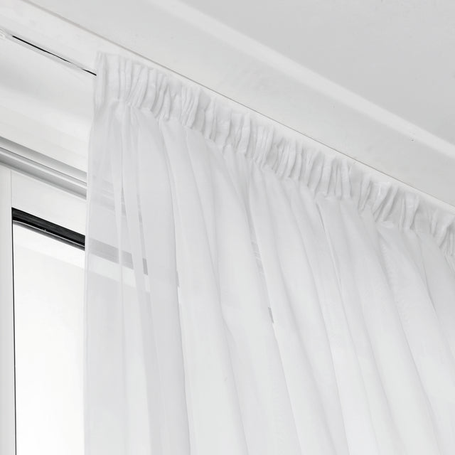 Brandhæmmende semi-transparent voile til gardiner — stemningsbillede