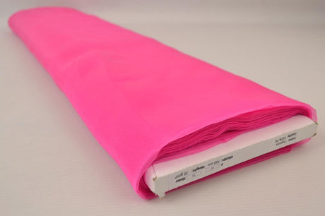 FUCHSIA ORGANZA – TRANSPARENT & GLÄNSANDE