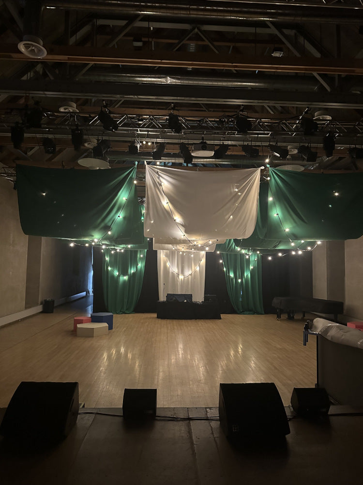 PINK FLAMSKYDDAD BURLINGTON – EVENT & DEKORATION