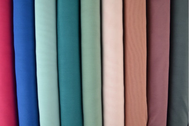 LJUSBLÅ LYCRAMESH – ELASTISKT NETTYG, SEMI-TRANSPARENT 4-VÄGS STRETCH