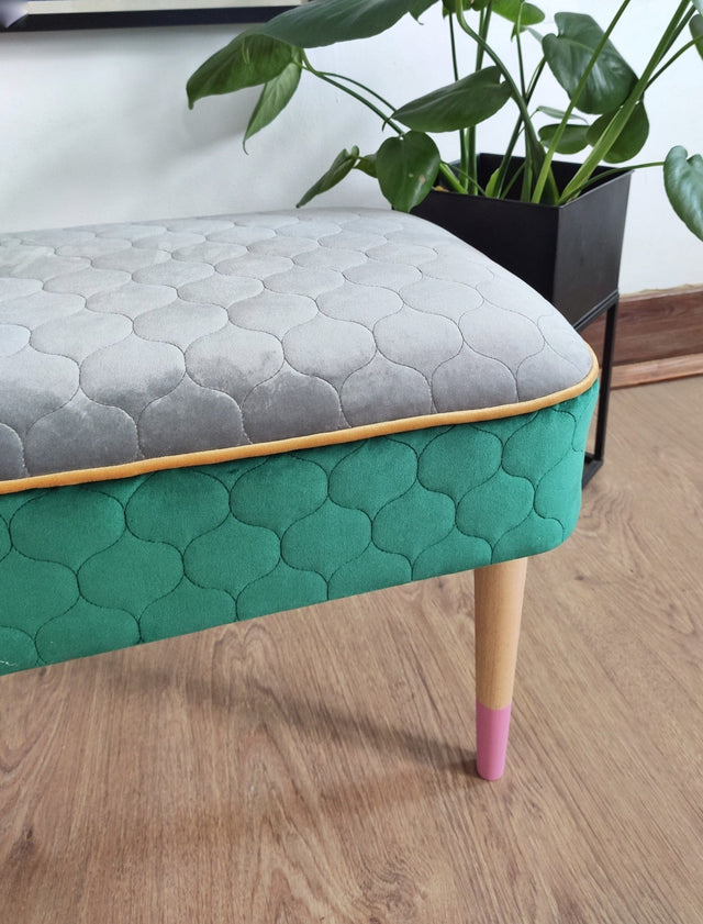 MØRK SMARAGDGRØN MAGIC VELVET 3D – QUILTET VELOUR MED ZIGZAGMØNSTER