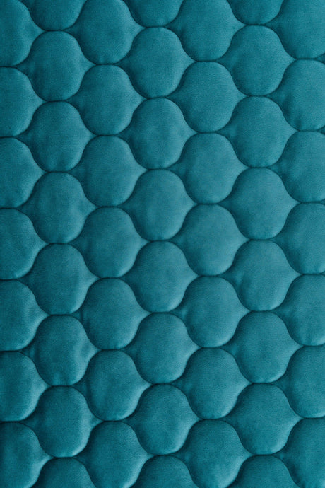 DJUP LAGUNTURKOS MAGIC VELVET 3D – QUILTAD VELOUR MED DROPPMÖNSTER