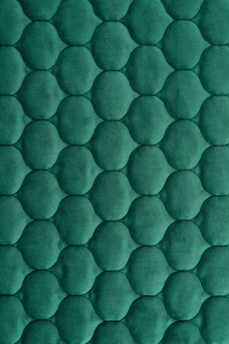 MÖRK SMARAGDGRÖN MAGIC VELVET 3D – QUILTAD VELOUR MED DROPPMÖNSTER
