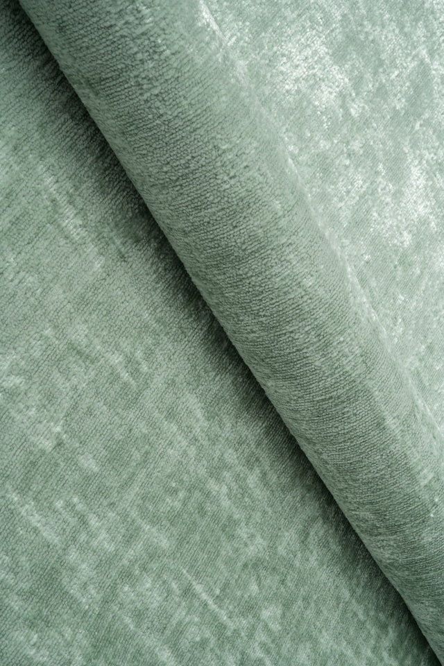 STØVET SALVIEGRØN MIU CHENILLE MØBELSTOF – SLIDSTÆRK & PETPROOF
