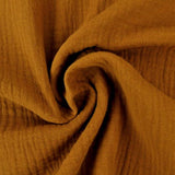 MØRK KARRYGUL DOUBLE GAUZE MUSSELIN – BLØD & ÅNDBAR