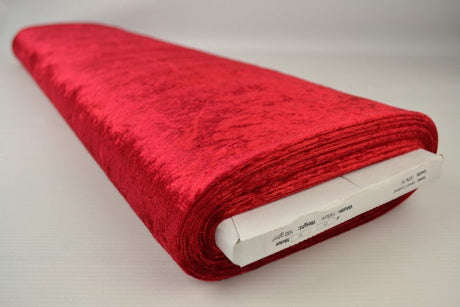 RÖD KROSSAD VELOUR – STICKAD, STRETCHIG & GLANSFULLT FALL