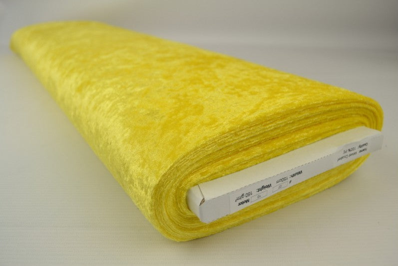 GUL KROSSAD VELOUR – STICKAD, STRETCHIG & GLANSFULLT FALL