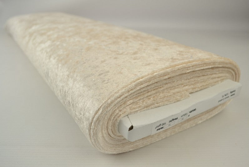 CHAMPAGNEFARVET NERVØS VELOUR – STRIKKET, STRÆKBAR & GLANSFULDT FALD