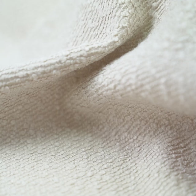 SART LINNEDGRÅ SANDU MØBELSTOF – BOUCLÉ-LOOK & BRANDHÆMMENDE