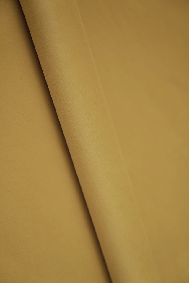 VARM SENAPSGUL SMART VELVET MÖBELVELOUR – SLITSTARK & PETPROOF