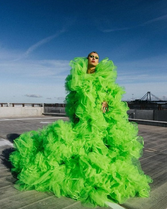 GUL STYV TYLL – LÄTT OCH FORMSTABILT NÄTTYG