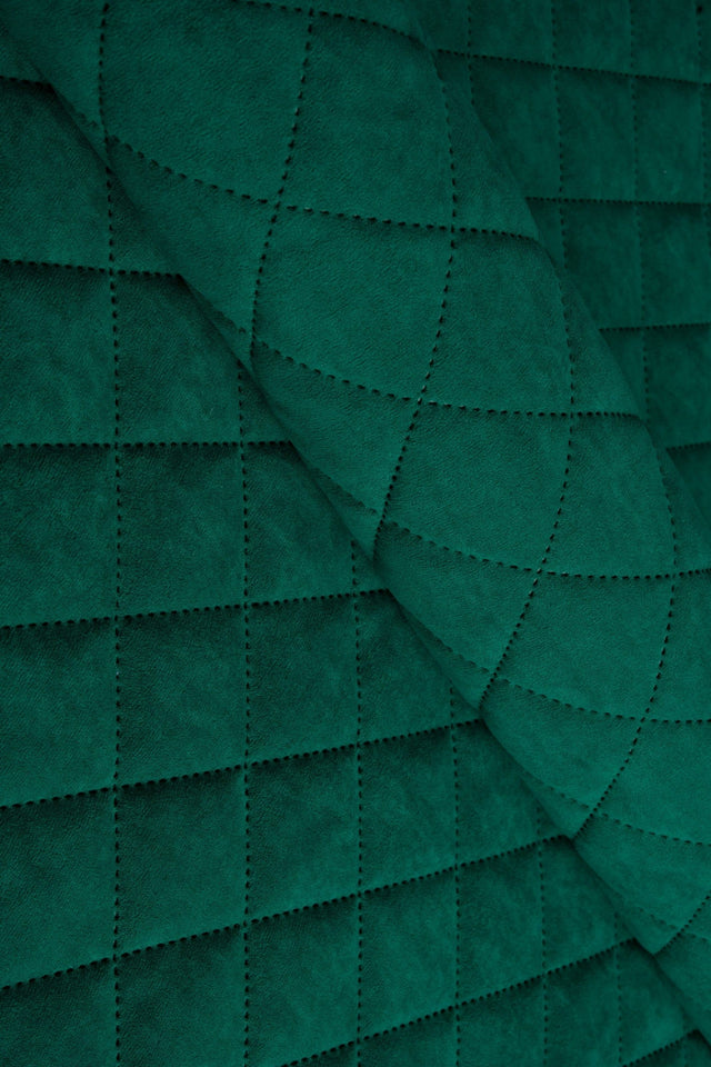 KLAR MALAKITGRØN UTTARIO VELVET 3D – QUILTET VELOUR MED VIFTEMØNSTER