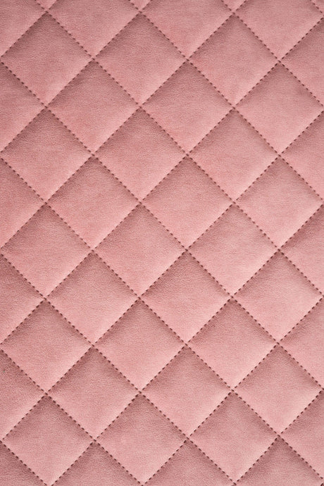 MJUK KORALLROSA UTTARIO VELVET 3D – QUILTAD VELOUR MED SOLFJÄDERSMÖNSTER