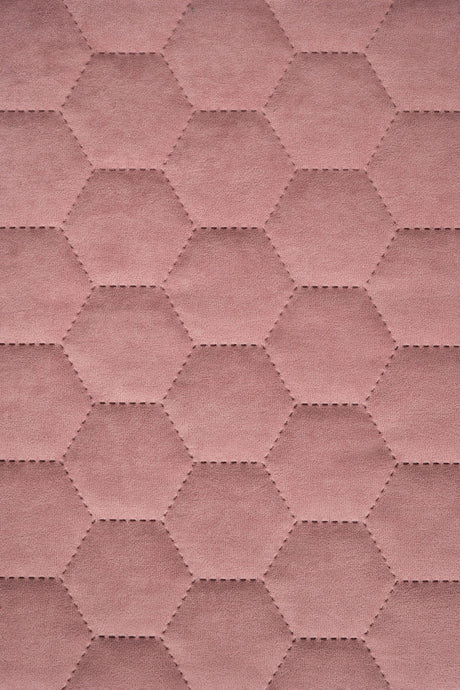 MJUK KORALLROSA UTTARIO VELVET 3D – QUILTAD VELOUR MED SEXKANTSMÖNSTER