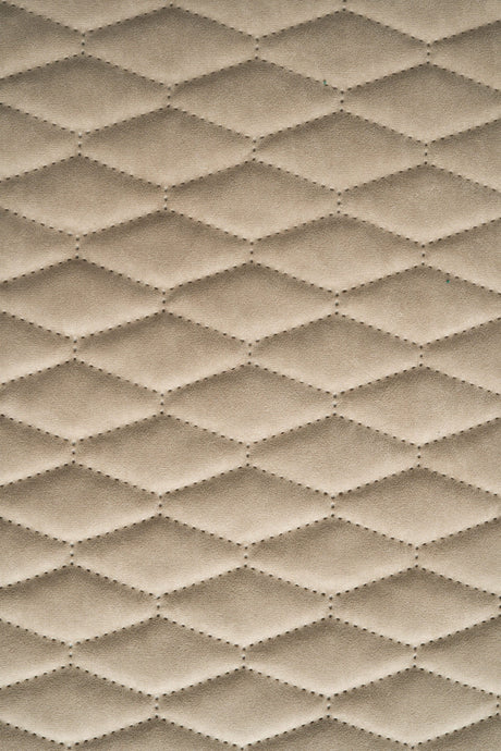 VARM DYNBEIGE UTTARIO VELVET 3D – QUILTAD VELOUR MED BLADMÖNSTER