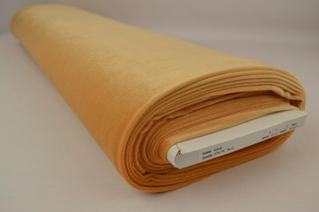 CURRYGUL VELOUR MED STRETCH – MJUK STICKAD KVALITET