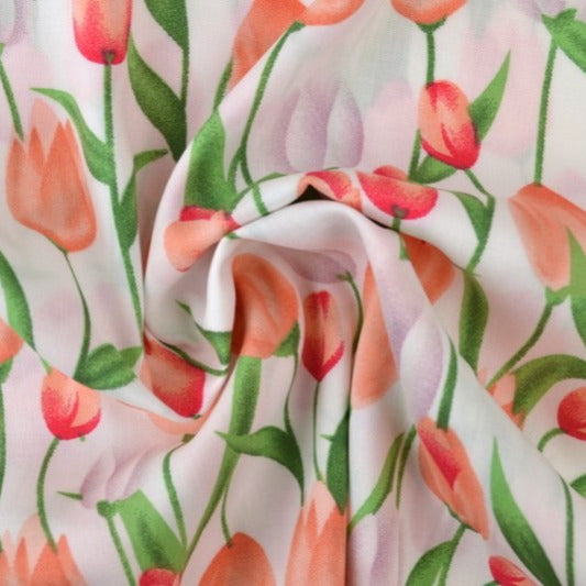 HVIDT VISKOSE STOF MED TULIPAN PRINT – LET FALD & ELEGANT MAT GLANS