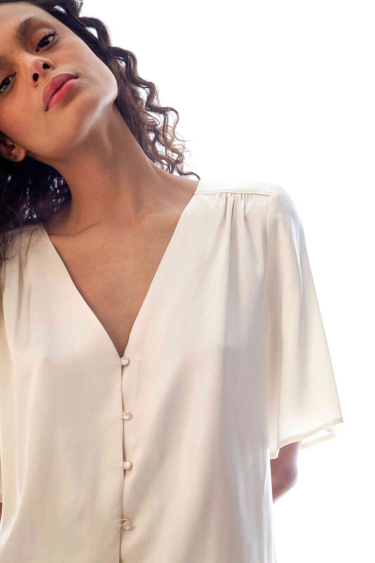 BABYROSA VISKOSTYG – LÄTT FALL & ELEGANT MATT GLANS