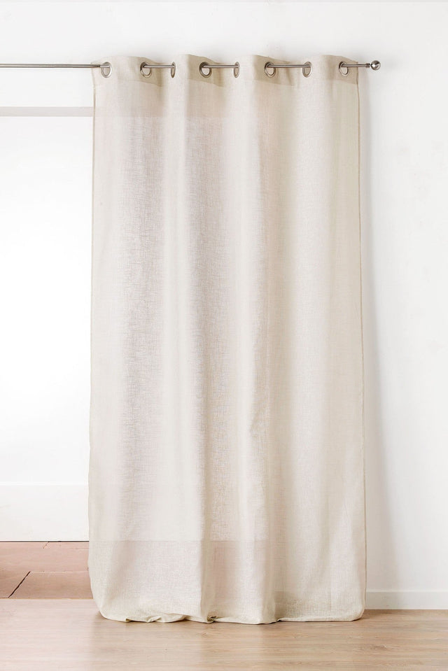 Sand semi-transparent voile i linnedlook — hængende som gardin