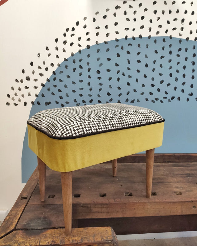 GRÅ-BEIGE HANEFJED KENIA MØBELSTOF – HANEFJED & ØKO-TEX