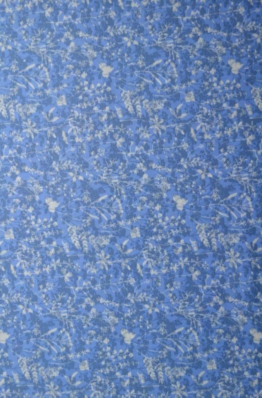 G&M Bomuldspoplin LYSEBLÅ BOMULDSPOPLIN M. ENGBLOMSTER